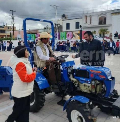 Tzompantepec fortalece al sector agrícola con apoyo directo a productores imagen 4