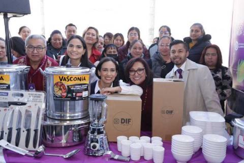 Entrega Gobernadora equipo a comedores escolares del SEDIF imagen 5