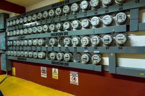 Javier Rivera rehabilita la red eléctrica de la Plaza Guadalupe con una inversión de 1.1 mdp imagen 3