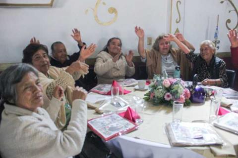 Blanca Angulo Meneses, sostuvo un cálido encuentro con las viudas del patronato Antonio Díaz Varela imagen 3