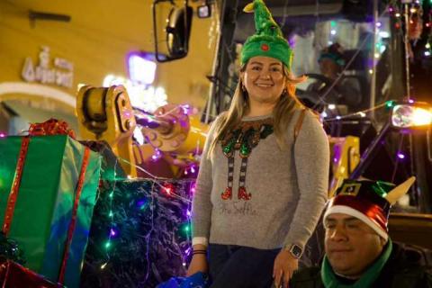 Chava Santos inaugura la Aldea Mágica 2025 en una noche llena de alegría y música imagen 4