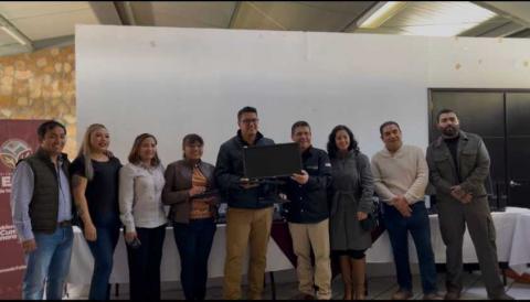 Greenbrier Tlaxcala dona 18 computadoras al DIF Tetla de la Solidaridad imagen 3