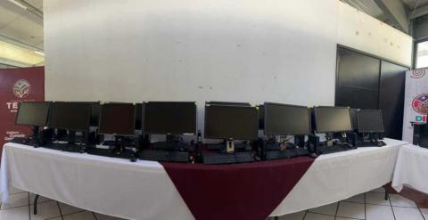 Greenbrier Tlaxcala dona 18 computadoras al DIF Tetla de la Solidaridad imagen 2