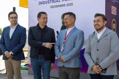 Salvador Santos inaugura tienda OXXO en Ciudad Industrial Xicohténcatl II imagen 3