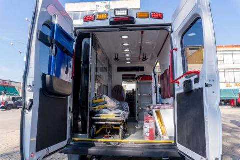 Javier Rivera entrega nueva ambulancia a Protección Civil Municipal imagen 2