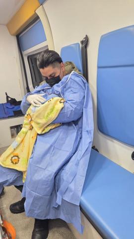 Una nueva vida llega con apoyo de Protección Civil Tlaxco imagen 2