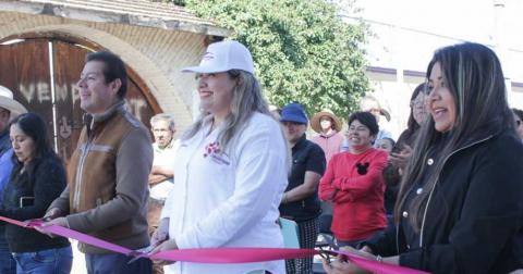 Blanca Angulo entrega tres calles más en comunidades de Chiautempan imagen 9