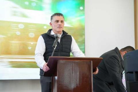 Reconoce Alcalde labor docente del Cobat 01 durante convivencia navideña imagen 2