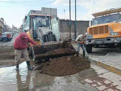 CAPAMH realiza trabajos de atención y mantenimiento a la red de agua potable en Huamantla imagen 1