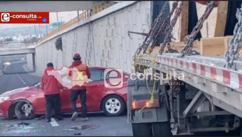 Choque de tráiler colapsa la Apizaco–Tlaxcala; hay heridos y caos vial rumbo a la capital