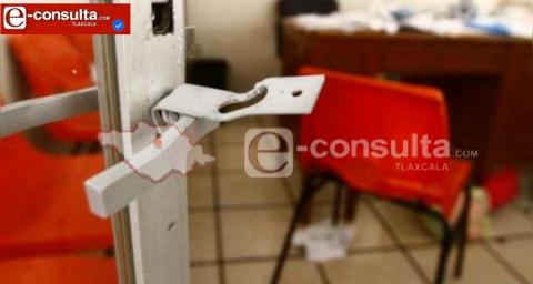 Saquean telebachillerato durante asueto de Semana Santa en Huamantla; se quedan sin equipo