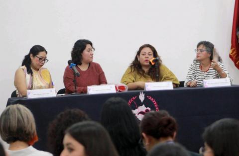 La menstruación es un asunto de salud pública que se debe atender desde diferentes instancias: especialistas