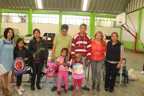 Con apoyos mejoramos la calidad de vida de quien más lo necesita: Angélica Hernández imagen 1