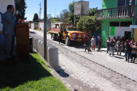 Familias de la calle Moremos contaran con drenaje sanitario: alcalde imagen 2