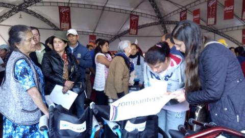 En Tzompantepec el sector con capacidades diferentes recibió apoyos especiales imagen 2
