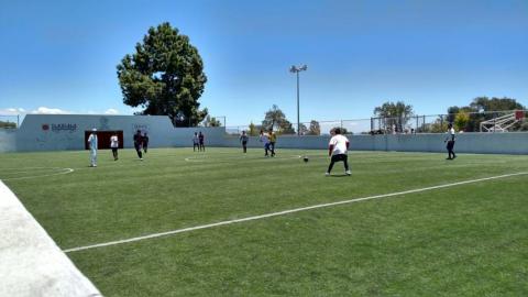 El SMDIF de Zitlaltepec fomenta el deporte entre jóvenes con torneo de futbol imagen 2