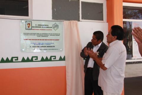 Diputado Federal beneficia a secundaria de Tetlatlahuca con techumbre imagen 4