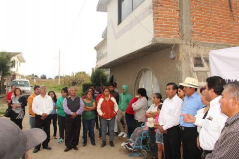 Alcalde realiza ampliación de la red eléctrica en la Venta y Poxtla imagen 4