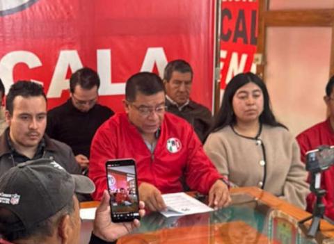 Dirigente de oposición evade hablar de la represión campesina; prefiere cuestionar a Sheinbaum