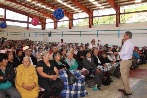 Ayuntamiento de Nativitas festejo a los abuelitos en su día imagen 2