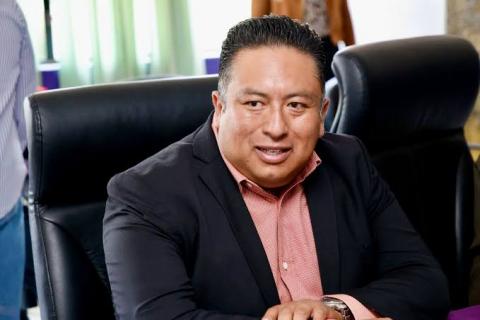Acusan a Darwin Pérez de convertir al CECyTE en operador electoral en plena crisis financiera
