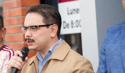 Protagonismo barato de Emilio De la Peña; nunca trabaja, pero se acercan los tiempos electorales