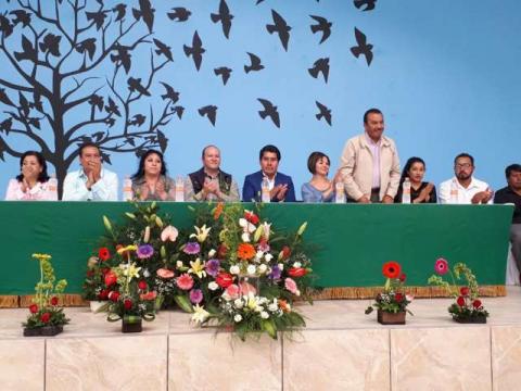 Inauguran remodelación de auditorio municipal en Axocomanitla imagen 3