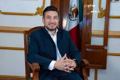 Salvador Santos formalizará este sábado su registro rumbo a la gubernatura de Tlaxcala