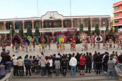 Con un desfile y un encuentro de camadas se vivió el 1er remate de carnaval imagen 5