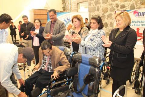 Estos aparatos funcionales eliminan las barreras de los discapacitados: alcalde imagen 3