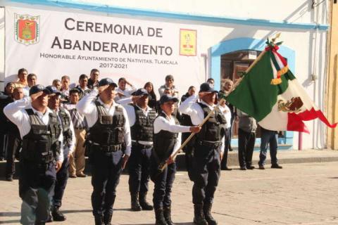 Ayuntamiento y Ejercito Mexicano Incineran Bandera Nacional imagen 1