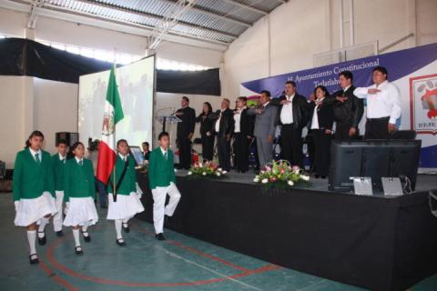 En Sesión Solemne alcalde de Tetlatlahuca rinde su informe imagen 2