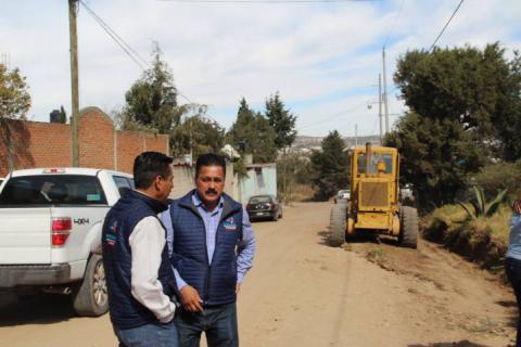 Alcalde cierra el año pavimentando 12,247 m2 de 3 calles en dos comunidades imagen 2