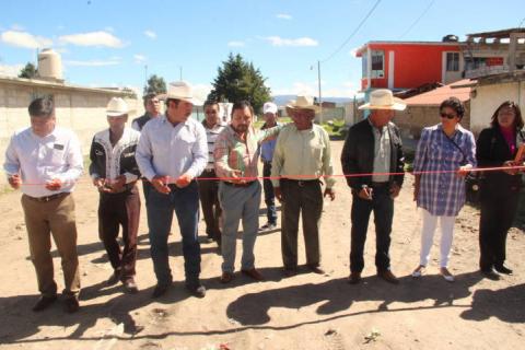 Alcalde mejora la infraestructura básica de la comunidad de Zaragoza imagen 3