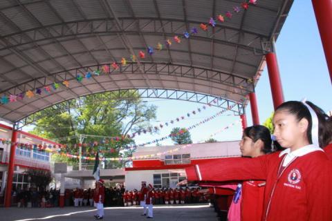 Primaria Benito Juárez de Tenexyecac se beneficia con techumbre imagen 3