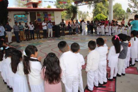 Con obras y acciones apoyamos la educación de 2 escuelas de Xochitecatitla: OMJ imagen 4