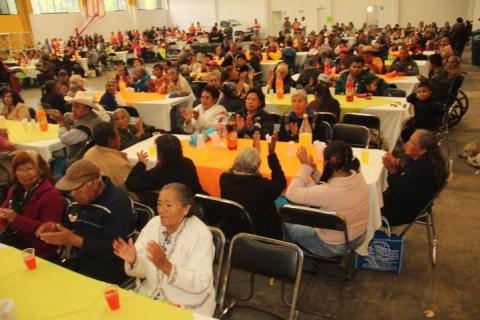 Ayuntamiento y SMDIF festejo en grande a los abuelitos imagen 4