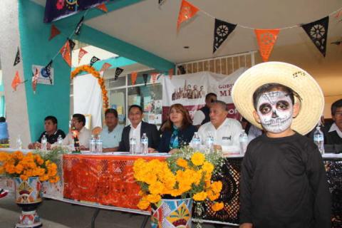 Preservemos e impulsemos las tradiciones que nos dan identidad: Pérez Rojas imagen 4