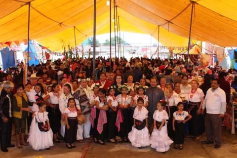 Todo un éxito la 8va feria del Molote en Xicohtzinco imagen 1