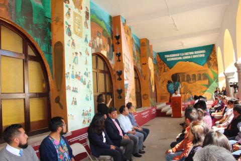 Plasman mural de la cultura regional y la Teololoa en la alcaldía de Teolocholco imagen 1