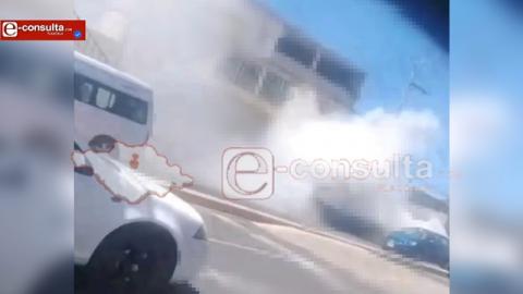 En Teolocholco autobús se consume en llamas; se desconoce el motivo del siniestro