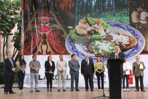 Presenta Marco Mena Festival Regional Tlaxcala en Sanborns imagen 5