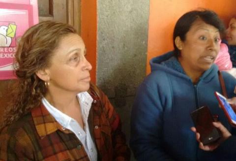 Denuncian en Nativitas invasión de vía pública