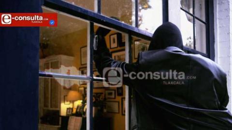 Allanan vivienda y saquean pertenencias de empresario en colonia Santa Rosa, Apizaco