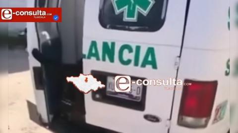 Captan en Apizaco ambulancia estatal usada para acarrear fierro en lugar de atender emergencias