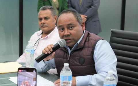 Cinismo de Javier Rivera, presume ingresos millonarios pero no trabaja y Apizaco se está cayendo a pedazos