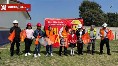 Con banderazo oficial, inicia construcción de comedor en escuela BJ, en Teolocholco