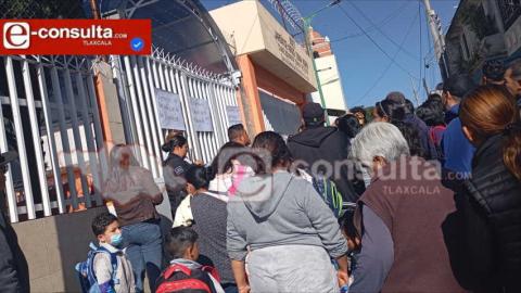 Sigue el cierre de escuelas en San Pablo del Monte; ahora piden destitución en un preescolar