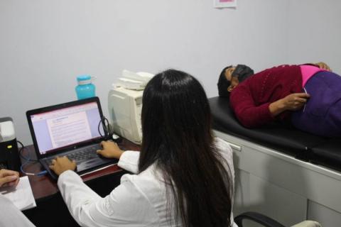 Fortalece SMDIF de Contla, cultura de prevención de Cáncer de Mama