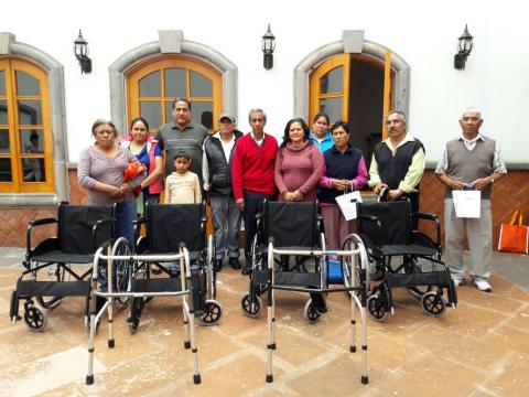 Entrega DIF de Texóloc aparatos funcionales imagen 1